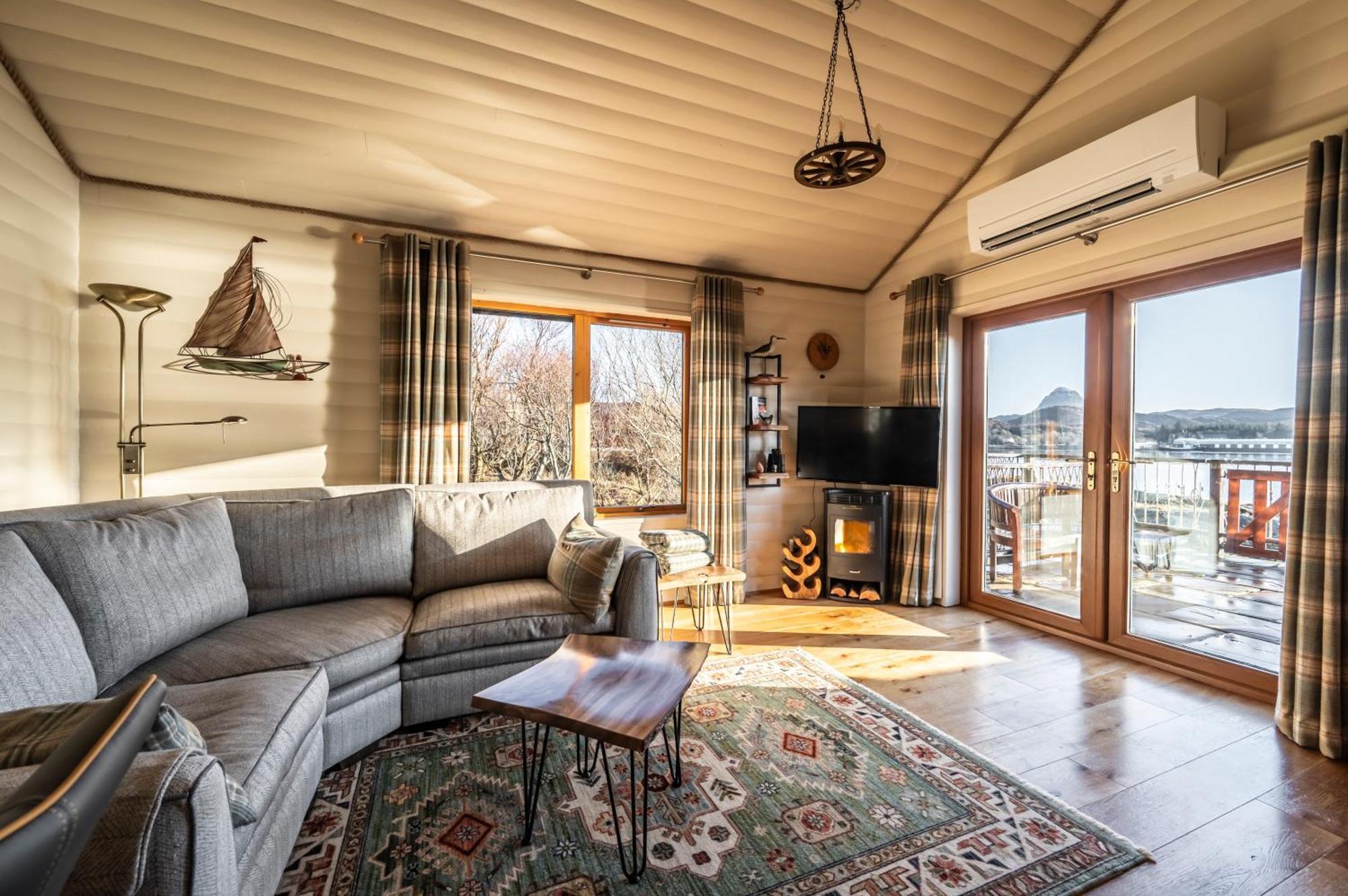 Saorsa Cabin لوتشنفير المظهر الخارجي الصورة